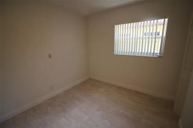 $1,500 | 909 Northeast 12th Avenue, Unit B, Pompano Beach, FL 33060