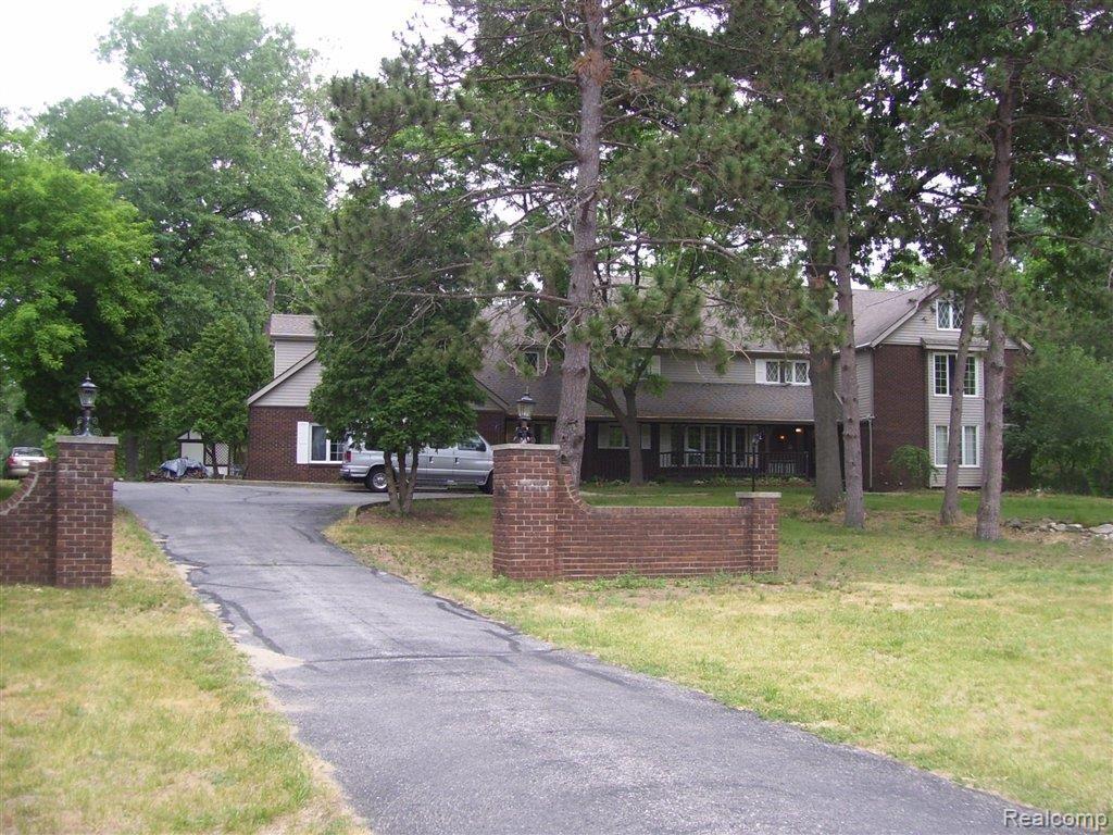 1966 West Temperance Road Temperance, MI 48182 - Photo 9 of 9 100_0568.JPG