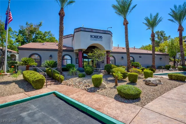 $1,450 | 950 Seven Hills Drive, Unit 222, Henderson, NV 89052