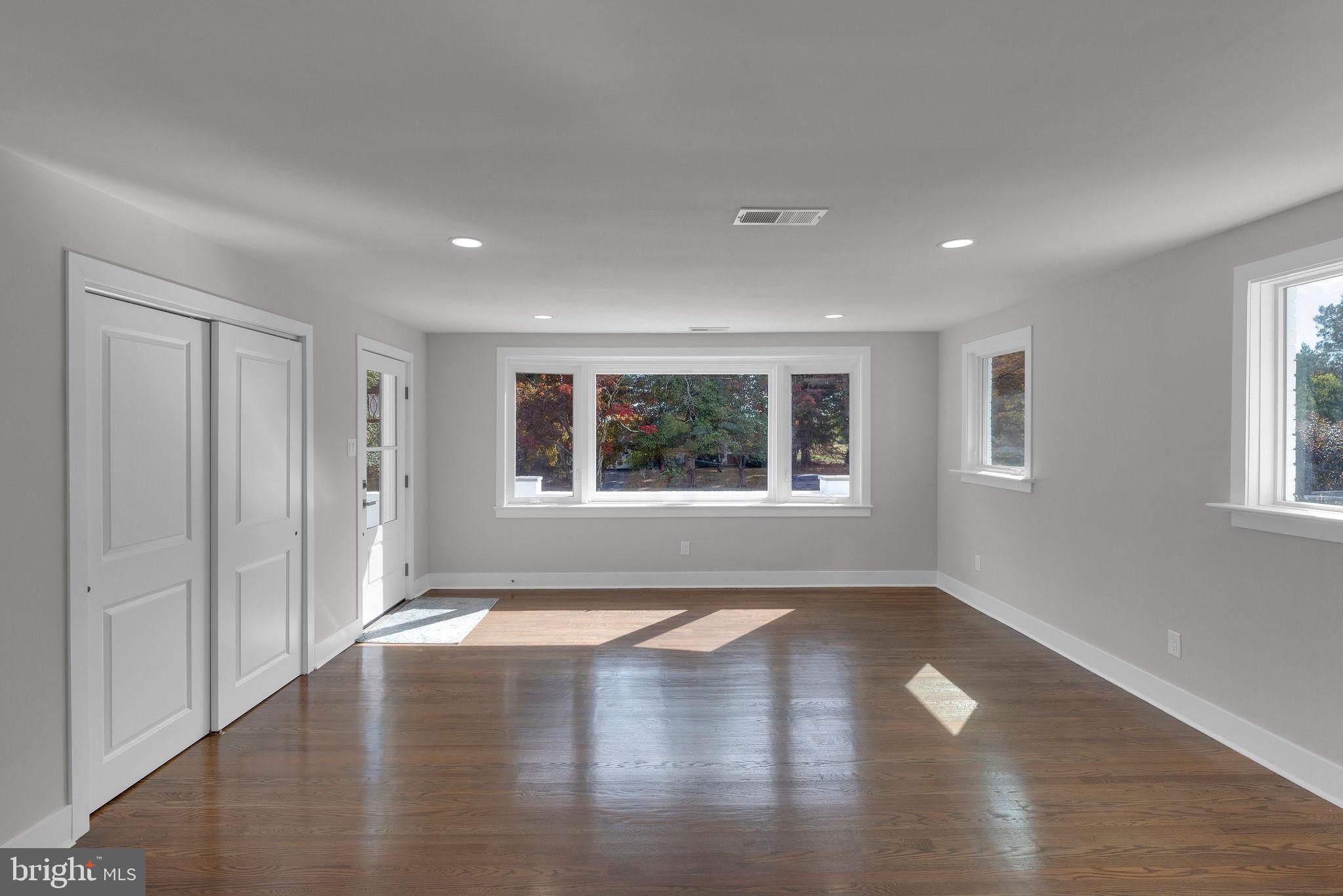 5 Spring Lane Yardley, PA 19067 - Photo 17 of 64 Living room