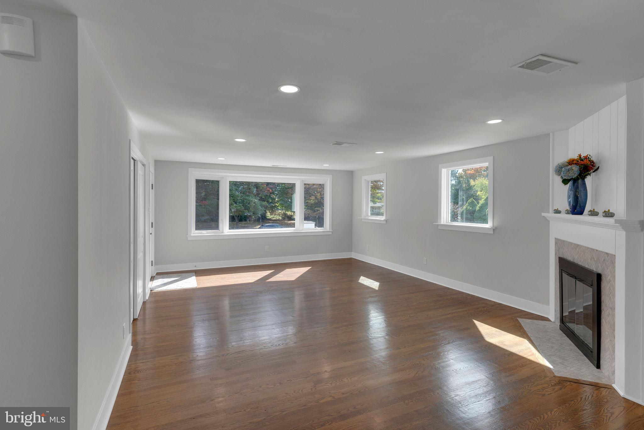 5 Spring Lane Yardley, PA 19067 - Photo 18 of 64 Living room - side view