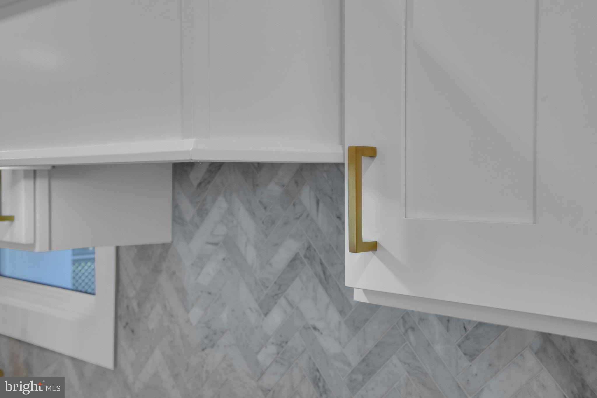 5 Spring Lane Yardley, PA 19067 - Photo 27 of 64 Kitchen tiles and gold hardware