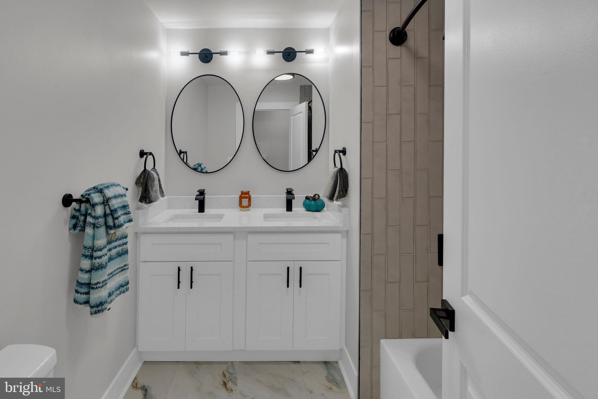 5 Spring Lane Yardley, PA 19067 - Photo 32 of 64 Full hall bathroom