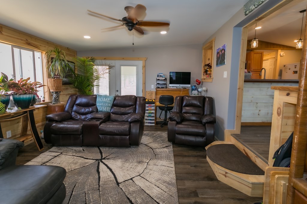 2708 Clabo Road Sevierville, TN 37862 - Photo 11 of 34 Gallery Image 11