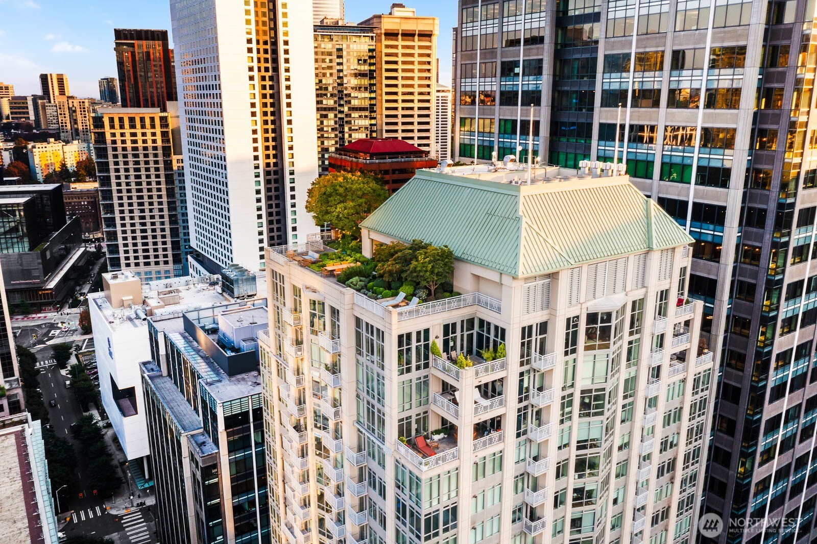 819 Virginia Street, Unit 3303 Seattle, WA 98101 - Photo 27 of 29 a front view of a building with windows
