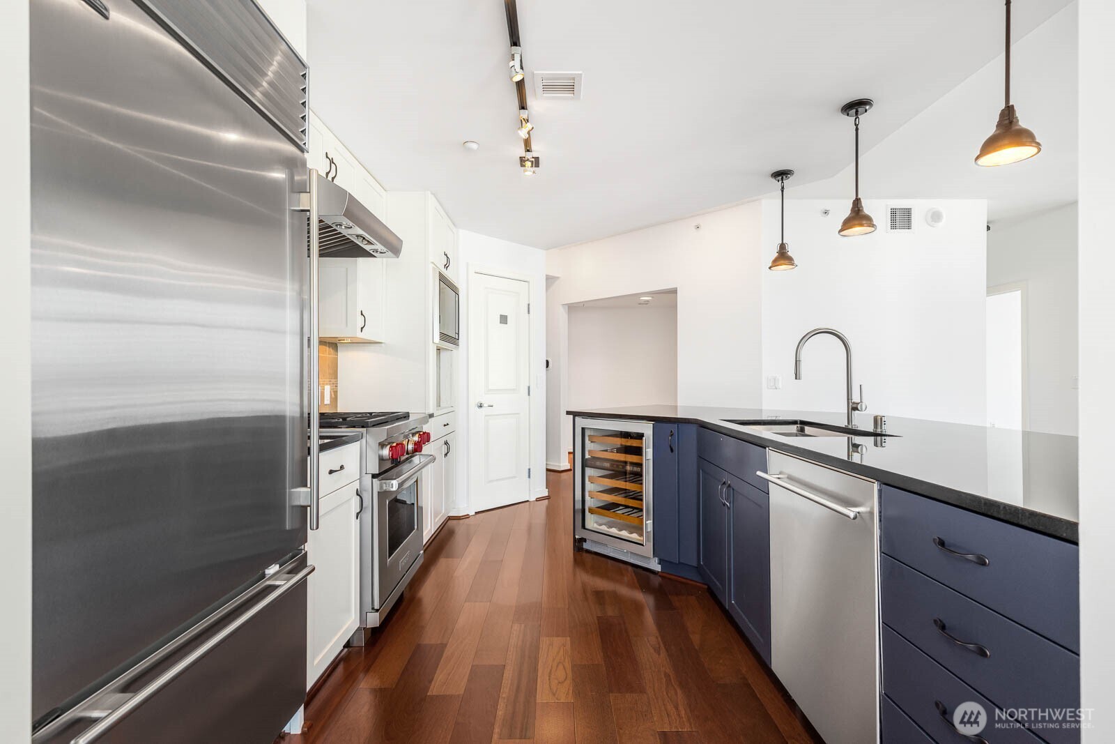 819 Virginia Street, Unit 3303 Seattle, WA 98101 - Photo 5 of 29