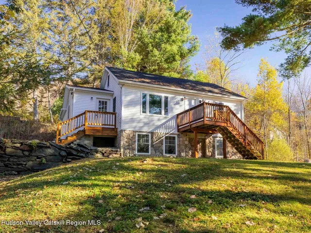 $479,000 | 7 Karlstadt Road, Windham, NY 12496