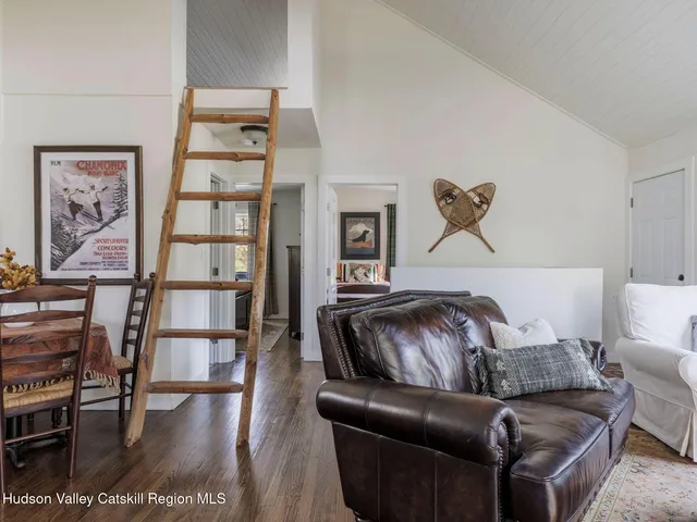 $479,000 | 7 Karlstadt Road, Windham, NY 12496