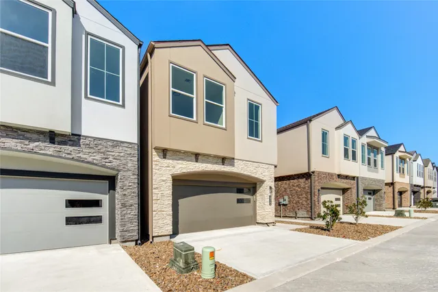 a view of a white building