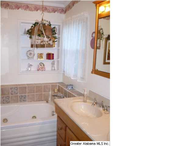 192 Broken Pines, Unit 14 Leeds, AL 35094 - Photo 8 of 15