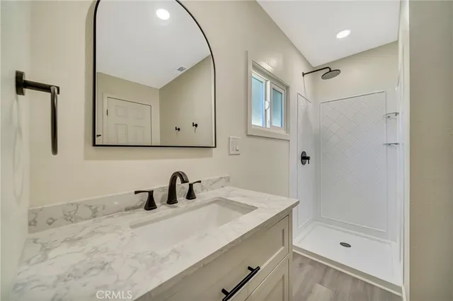 $275,000 | 27361 Sierra Highway, Unit 109, Canyon Country, CA 91351