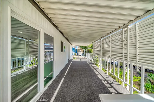 $275,000 | 27361 Sierra Highway, Unit 109, Canyon Country, CA 91351