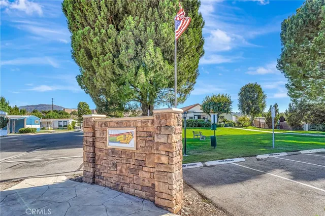 $275,000 | 27361 Sierra Highway, Unit 109, Canyon Country, CA 91351