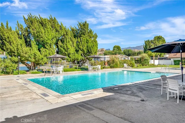 $275,000 | 27361 Sierra Highway, Unit 109, Canyon Country, CA 91351