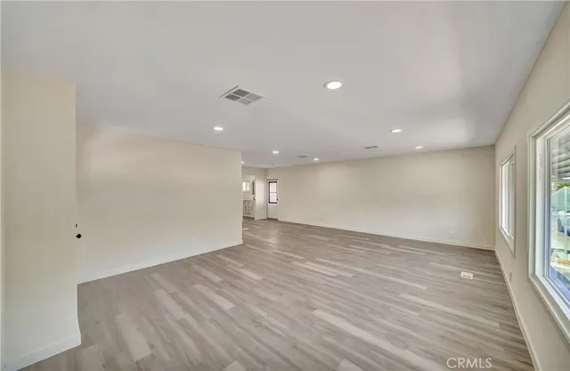 $275,000 | 27361 Sierra Highway, Unit 109, Canyon Country, CA 91351