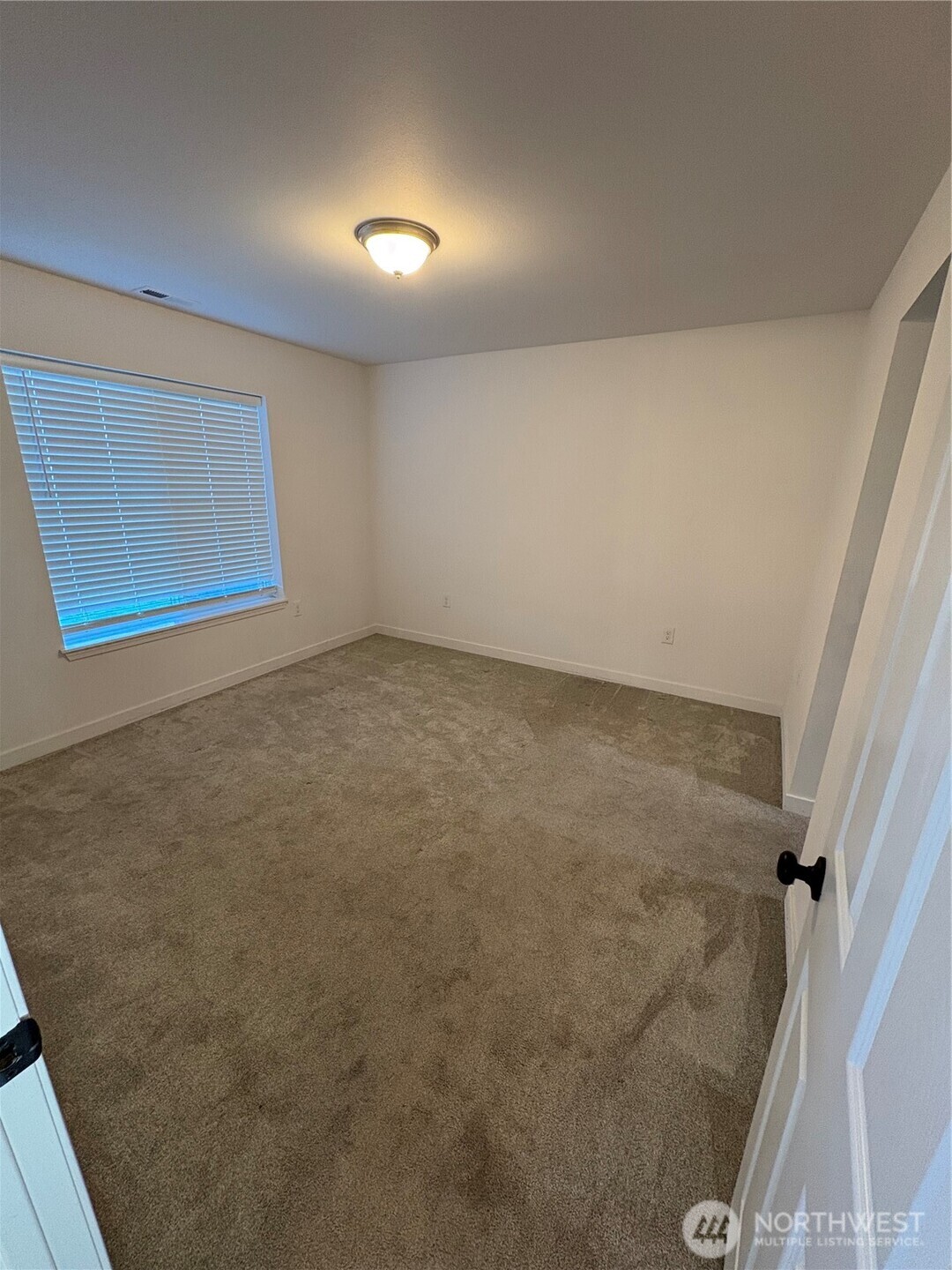 464 Southwest William Avenue Chehalis, WA 98532 - Photo 13 of 20