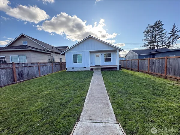 $349,000 | 464 Southwest William Avenue, Chehalis, WA 98532