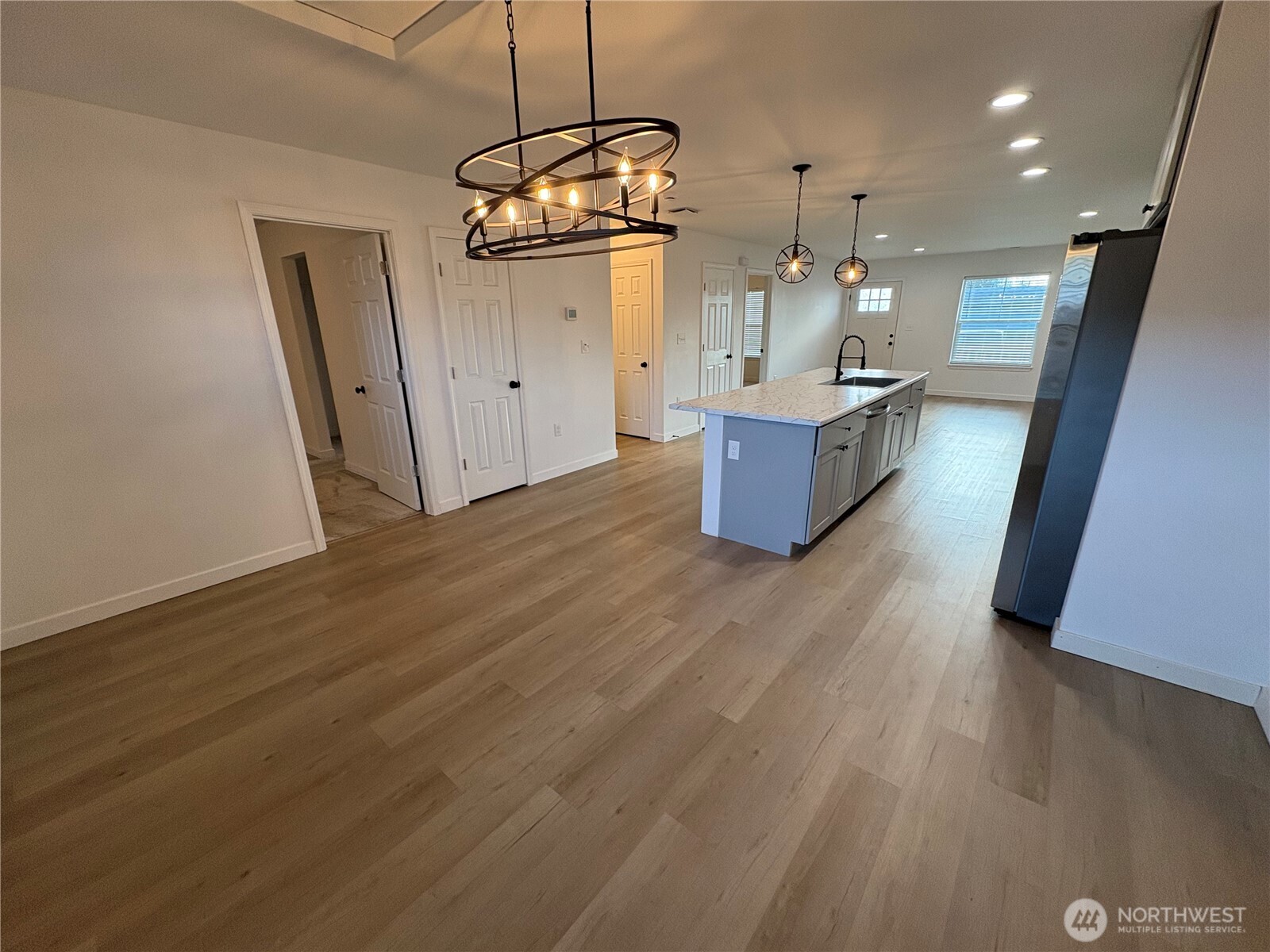 464 Southwest William Avenue Chehalis, WA 98532 - Photo 7 of 20