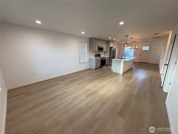 $349,000 | 464 Southwest William Avenue, Chehalis, WA 98532