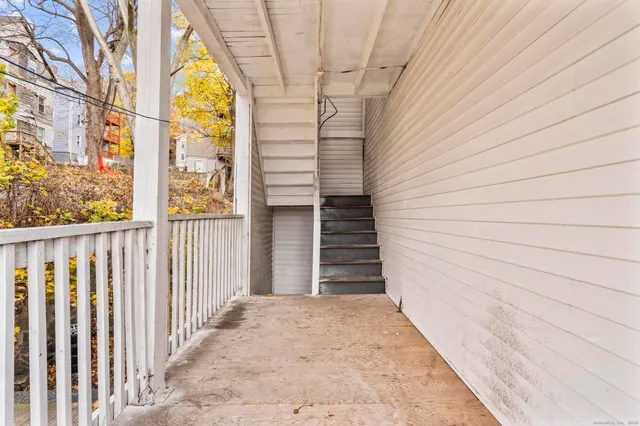 $425,000 | 33 Albert Place, Waterbury, CT 06702