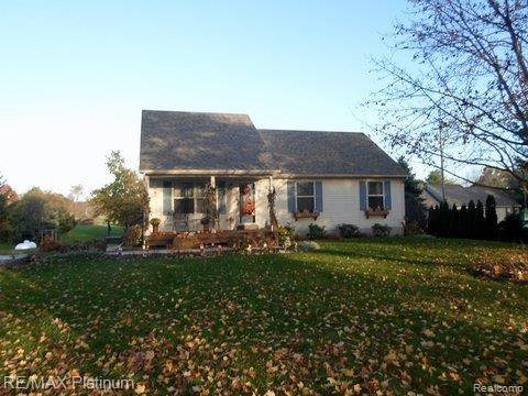 4907 Pingree Road Howell, MI 48843 - Photo 1 of 23 4907 Pingree.jpg
