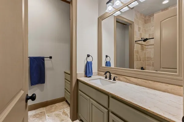 $724,900 | 11374 Highway 154, Yantis, TX 75497