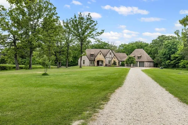 $724,900 | 11374 Highway 154, Yantis, TX 75497