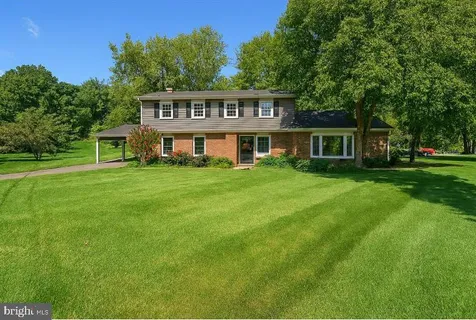 $1,150,000 | 11804 Stonewood Lane, North Bethesda, MD 20852