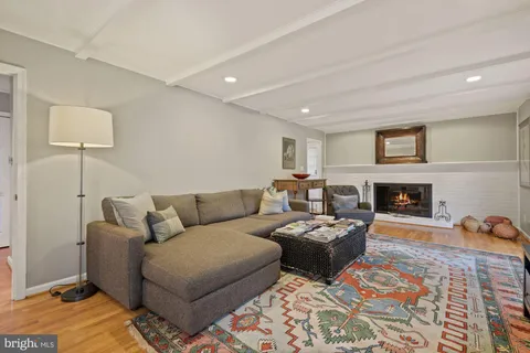 $1,150,000 | 11804 Stonewood Lane, North Bethesda, MD 20852