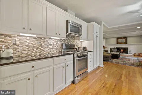 $1,150,000 | 11804 Stonewood Lane, North Bethesda, MD 20852