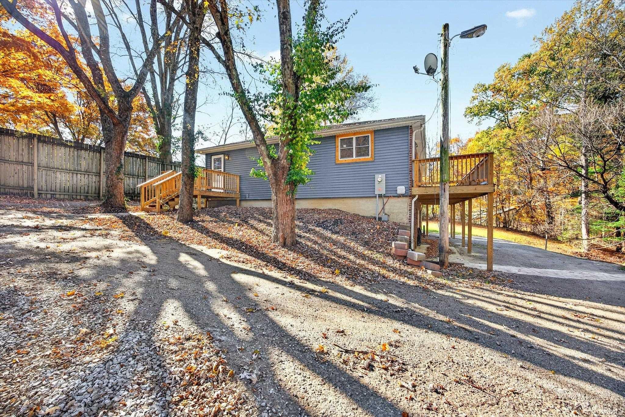 4975 East 46th Bloomington, IN 47405 - Photo 2 of 34