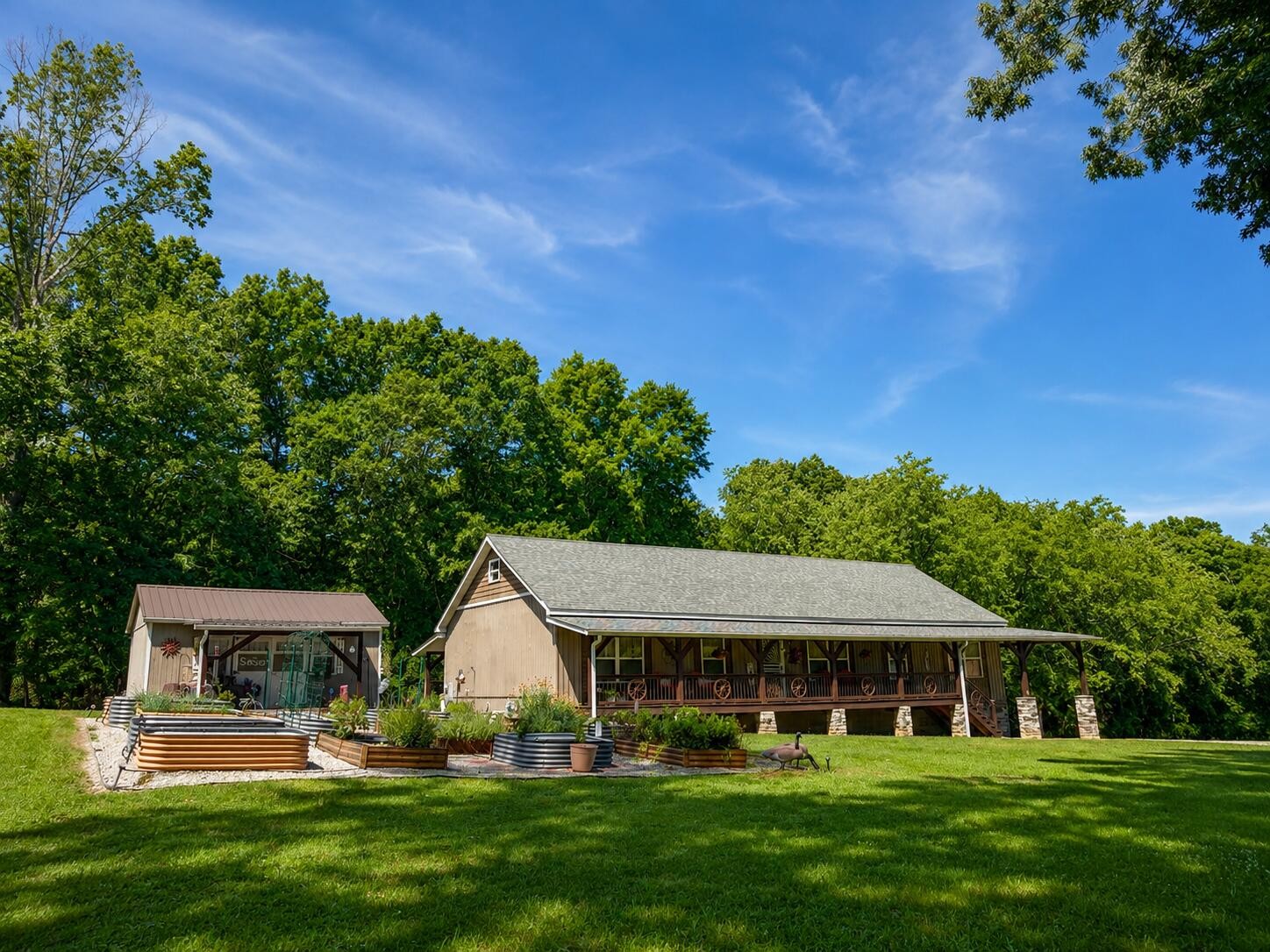 127 Burrville Road Sunbright, TN 37872 - Photo 1 of 22