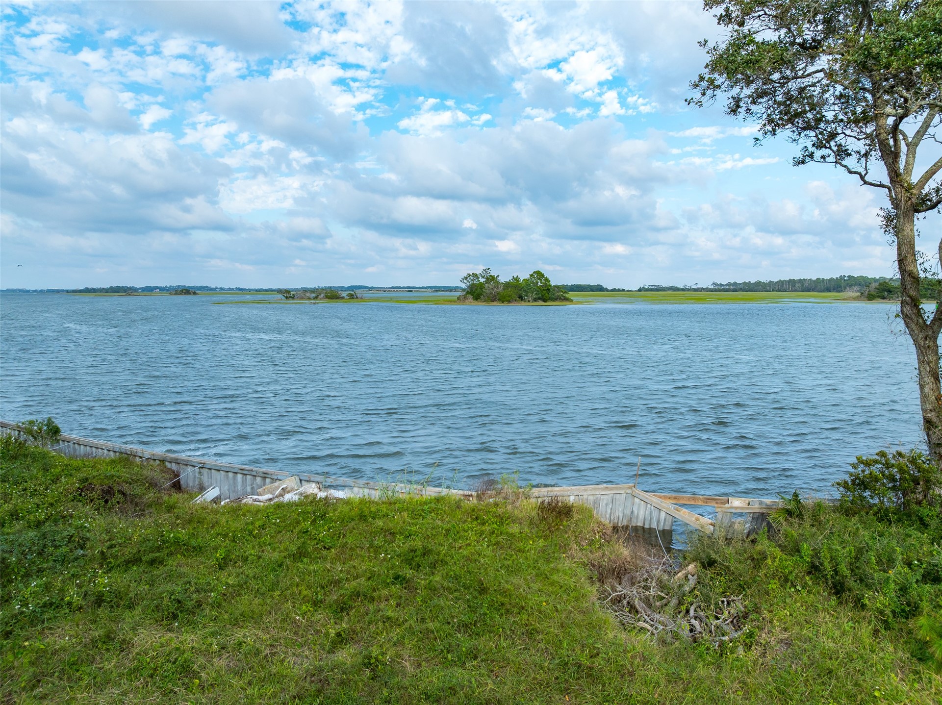 0 Sawpit Road Jacksonville, FL 32226 - Photo 5 of 13 a view of a lake from a yard