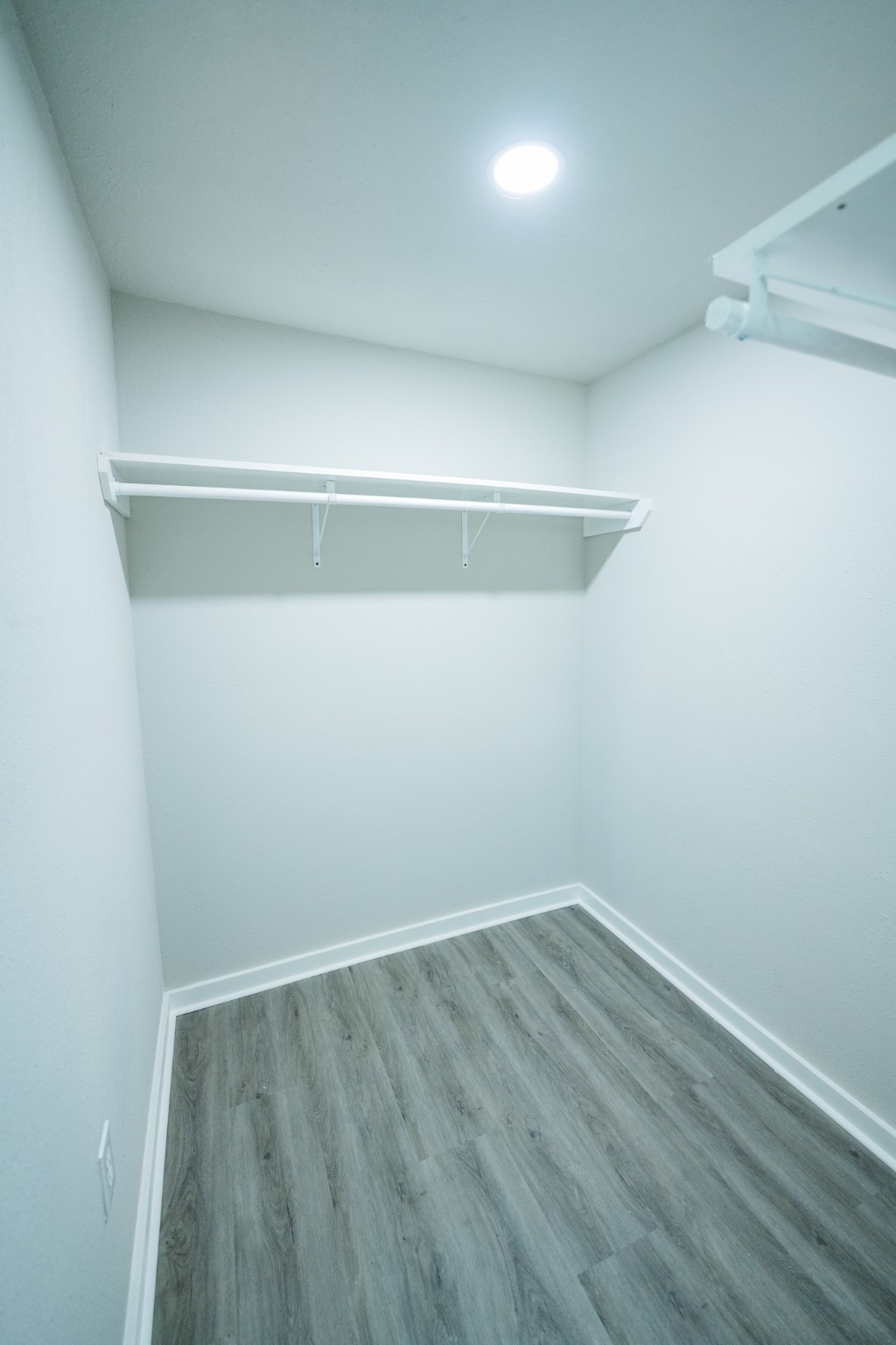 2145 16th Street Hempstead, TX 77445 - Photo 18 of 43 a view of an empty room