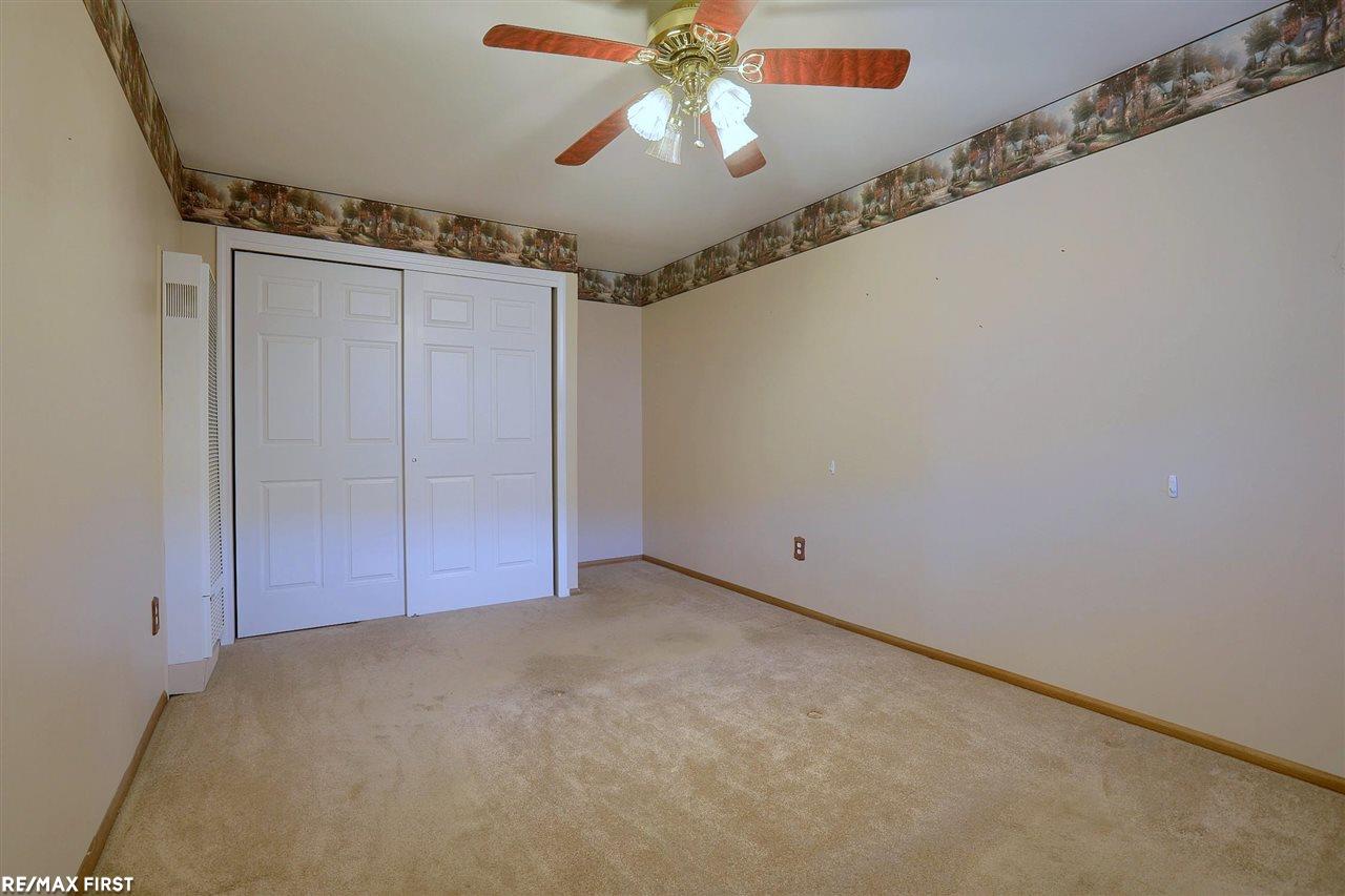 25329 Virginia Warren, MI 48091 - Photo 15 of 24 50058824-14.JPG