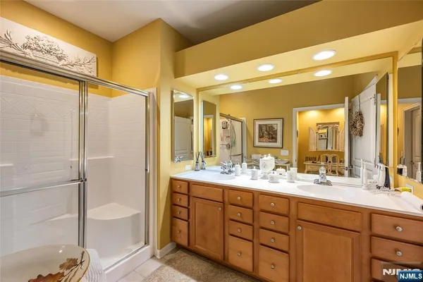 $469,000 | 3213 Warren's Way, Unit DEEDED STORGE U, Wanaque, NJ 07465