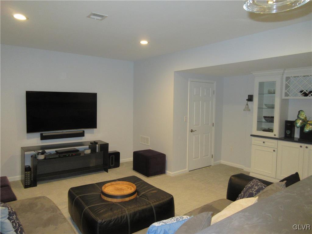 1634 Finches Garden Road Bethlehem, PA 18015 - Photo 35 of 41 Gallery Image 35