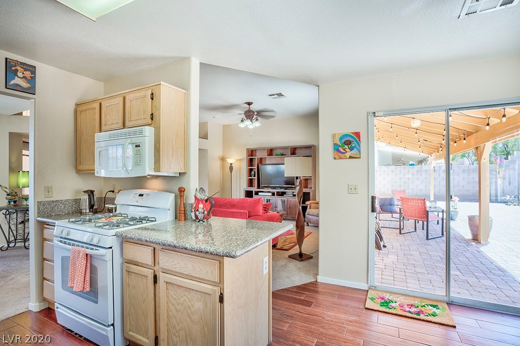 403 Rocky Road Henderson, NV 89015 - Photo 5 of 50 Gallery Image 5