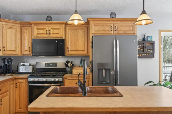 $649,900 | 17585 218th Avenue Northwest, Big Lake, MN 55309