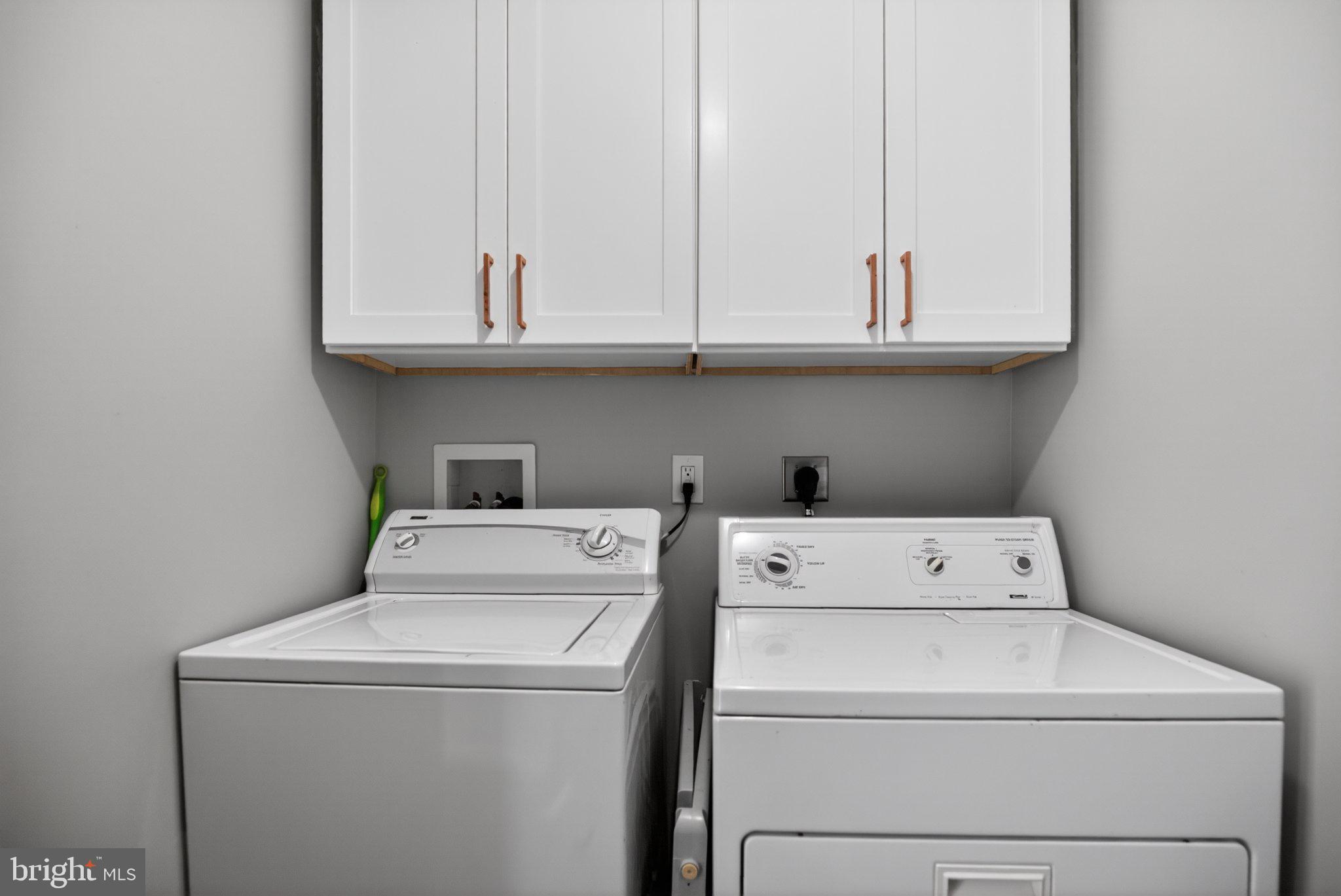 119 Sharrowvale Road Cherry Hill, NJ 08034 - Photo 18 of 36 Sleek laundry space with modern appliances.