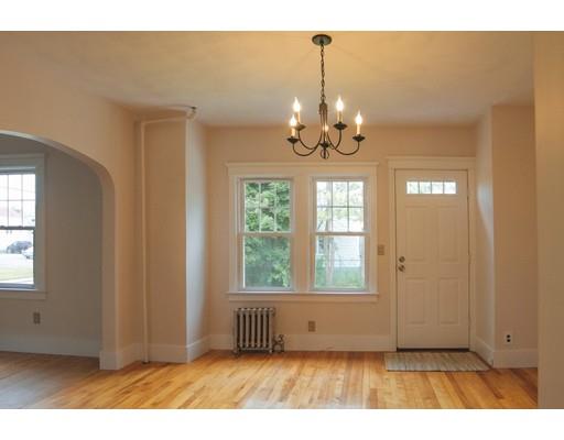 9 Stanley Road Shrewsbury, MA 01545 - Photo 5 of 28 Gallery Image 5