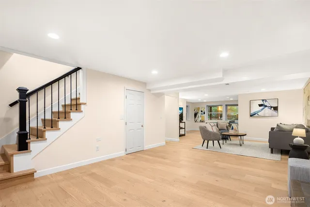 $1,850,000 | 6832 122nd Avenue Northeast, Kirkland, WA 98033