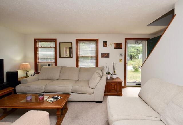 16 Boundary Way Kennebunk, ME 04043 - Photo 15 of 28 16 Boundary Way Living Room 3