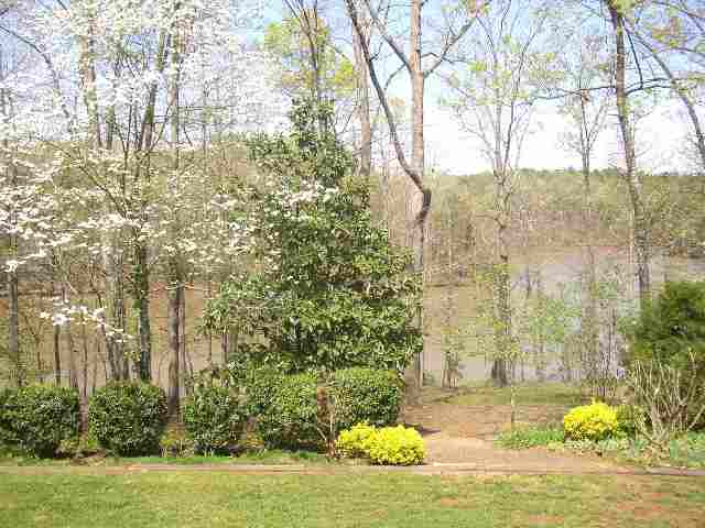 1018 Arrowhead Point Anderson, SC 29625 - Photo 3 of 8