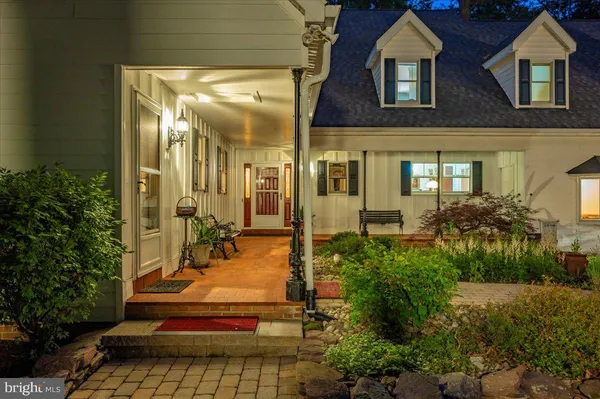 $1,295,000 | 12124 Palisades Drive, Dunkirk, MD 20754