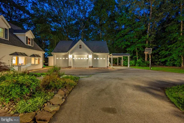 $1,295,000 | 12124 Palisades Drive, Dunkirk, MD 20754