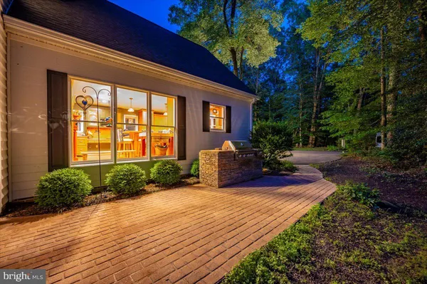 $1,295,000 | 12124 Palisades Drive, Dunkirk, MD 20754