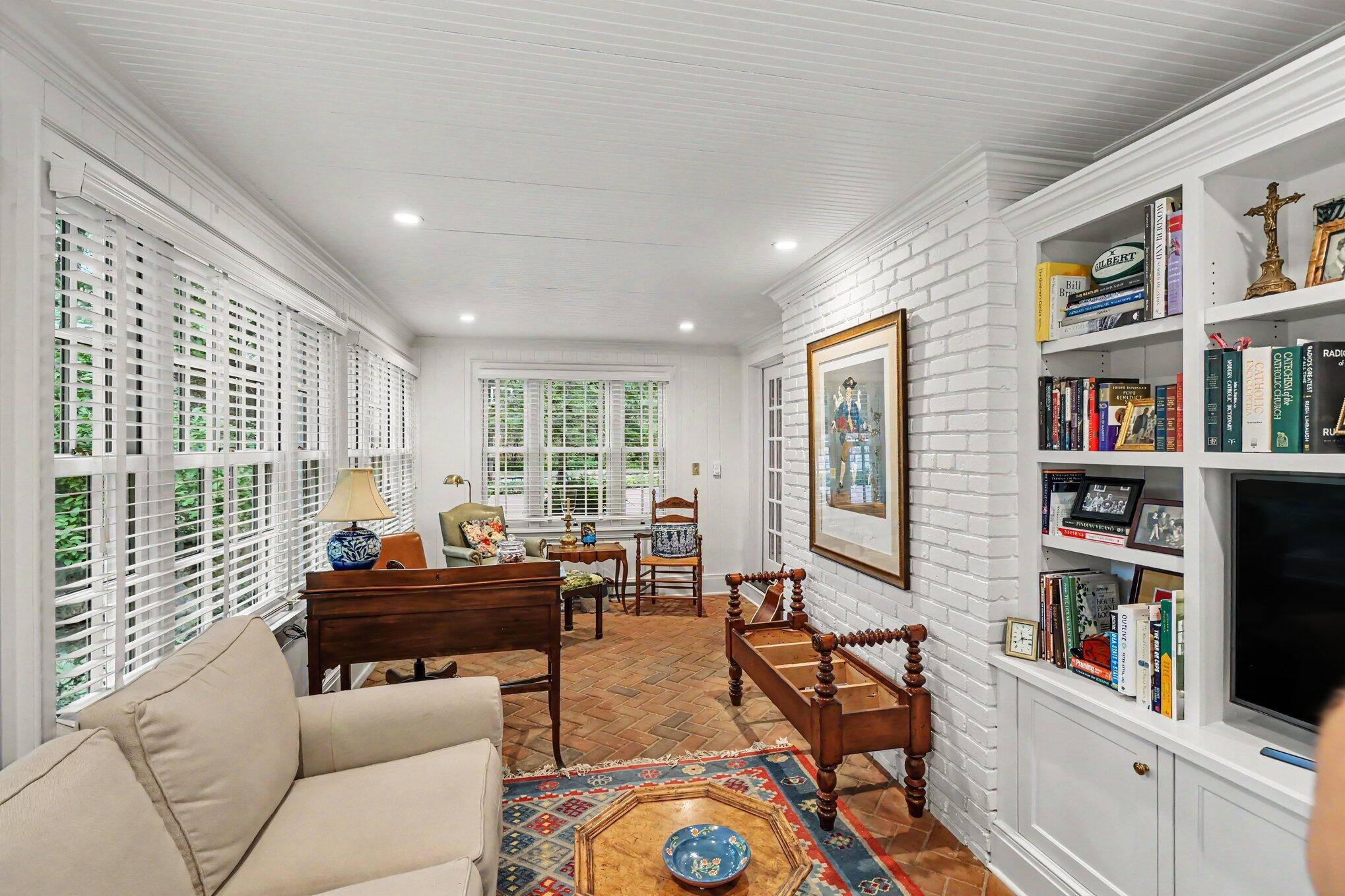 1133 Long Road Kalamazoo, MI 49008 - Photo 22 of 52 019_file_6939