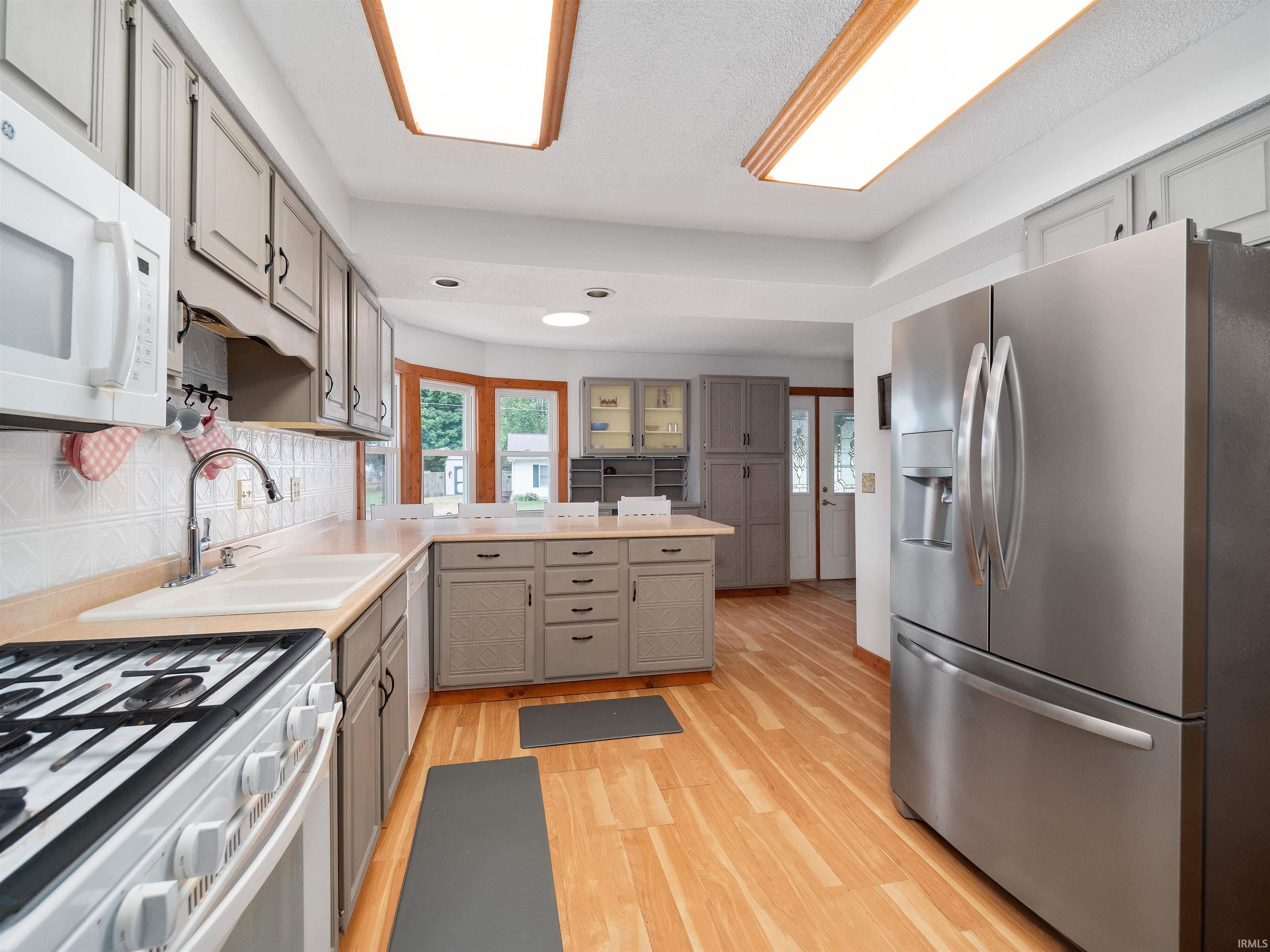 1912 Trinity Street Huntertown, IN 46748 - Photo 7 of 35