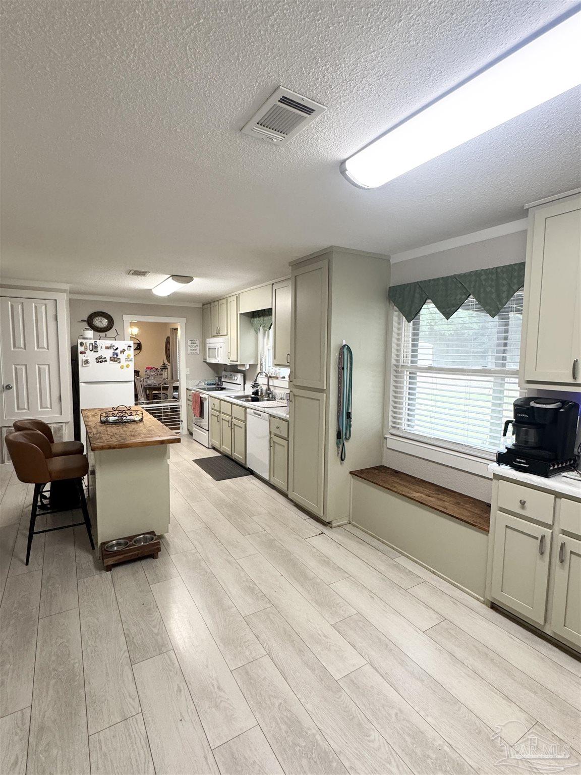 3904 Ranch Road Pace, FL 32571 - Photo 10 of 29